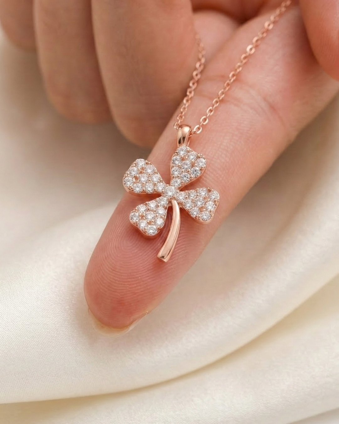 Sparkling Clover Necklace In Rose Gold