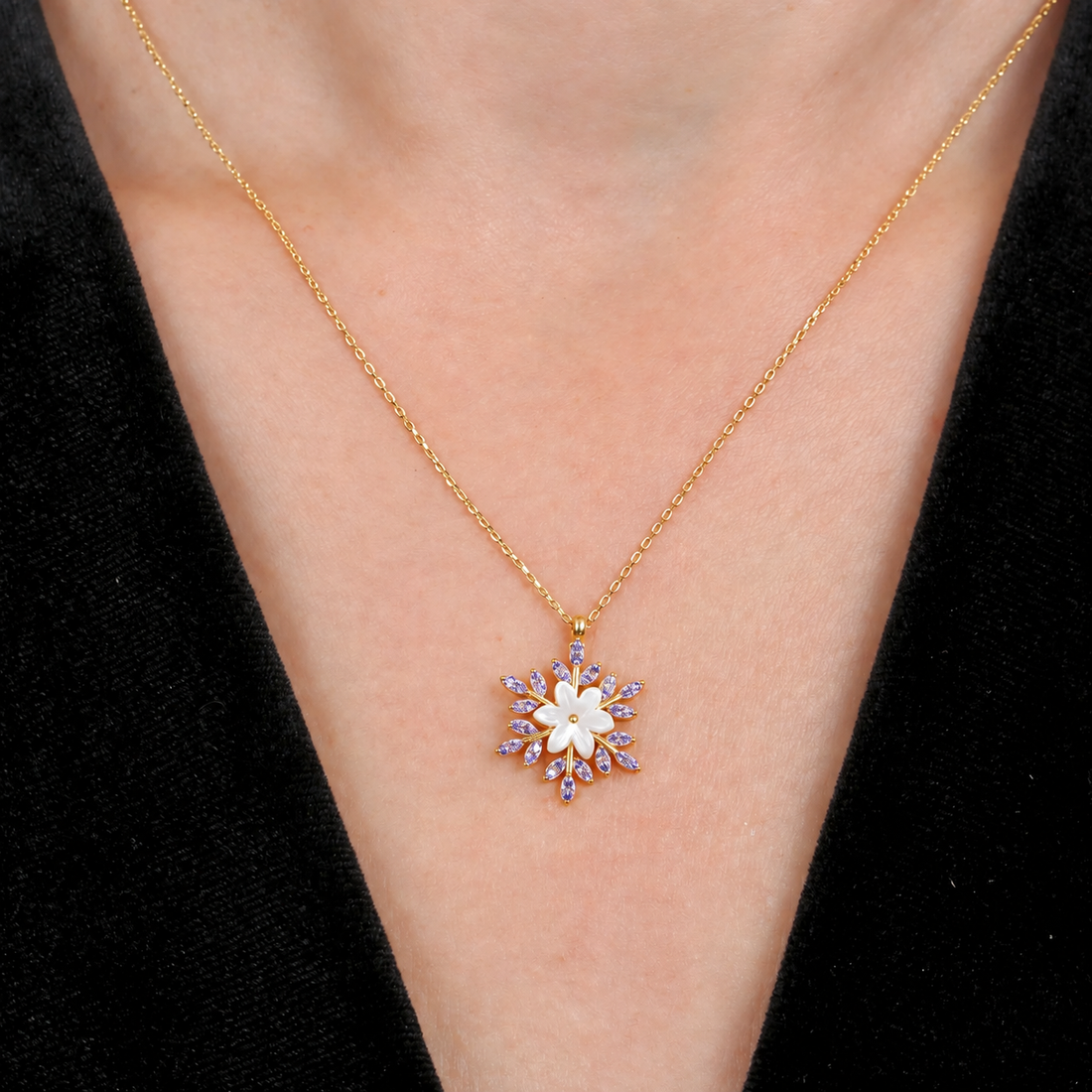 Amethyst Snowflake Flower Necklace In Gold