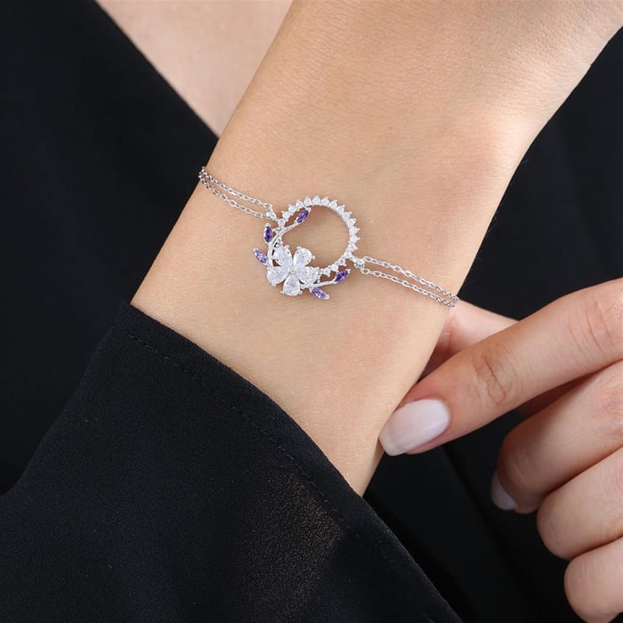 Crown Flowers Bracelet In Silver