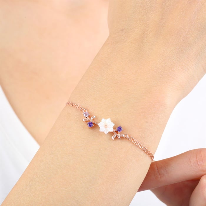 Spring Breeze Magnolia Bracelet In Rose Gold