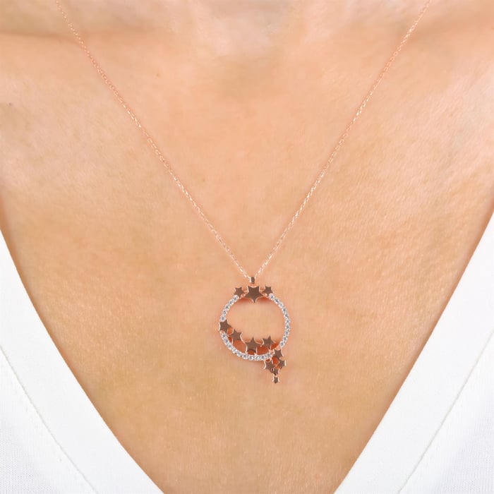 Sparkling Star Rain Circle Necklace In Rose Gold