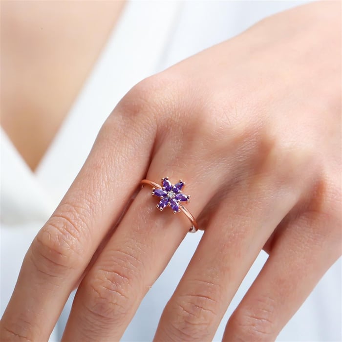 Violet Nova Star Ring – Rose-Gold