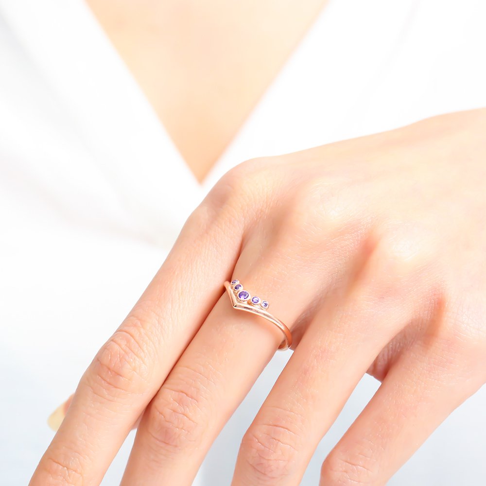 Violet Wishbone Tiara Ring – Rose-Gold