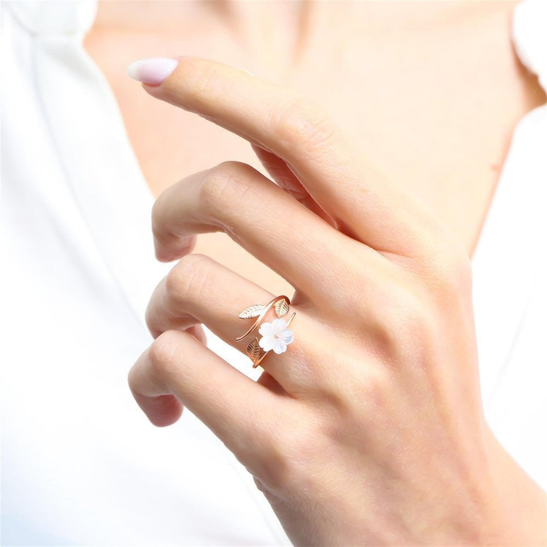 Magnolia Leaf Wrap Ring in Rose Gold