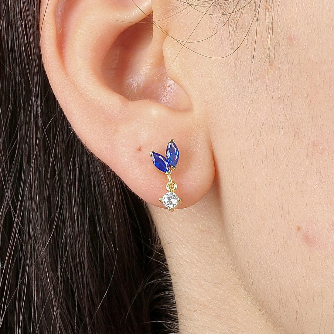 Sapphire Leaf Bud Drop Earrings In Gold