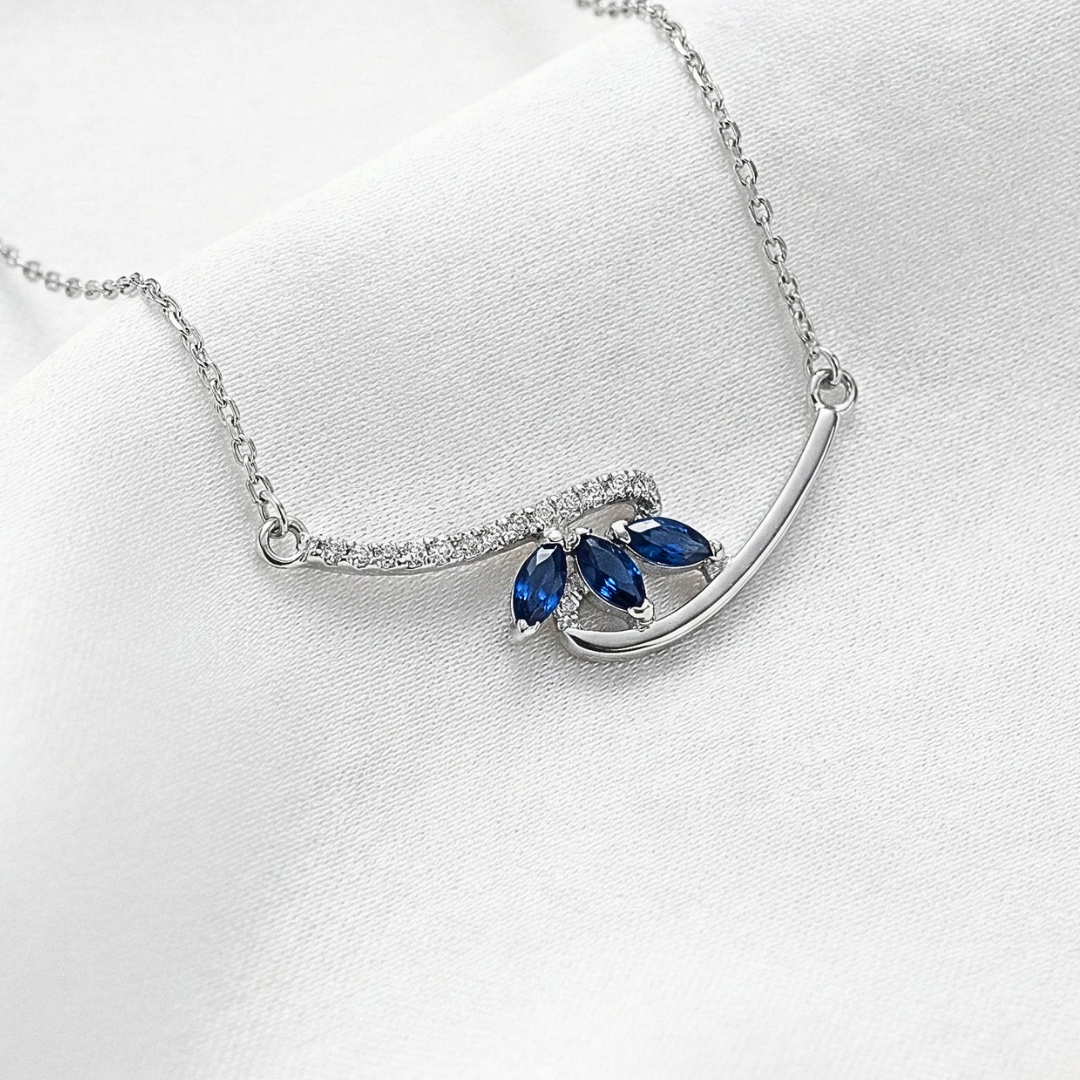 Sapphire Tria Loop Necklace In Silver