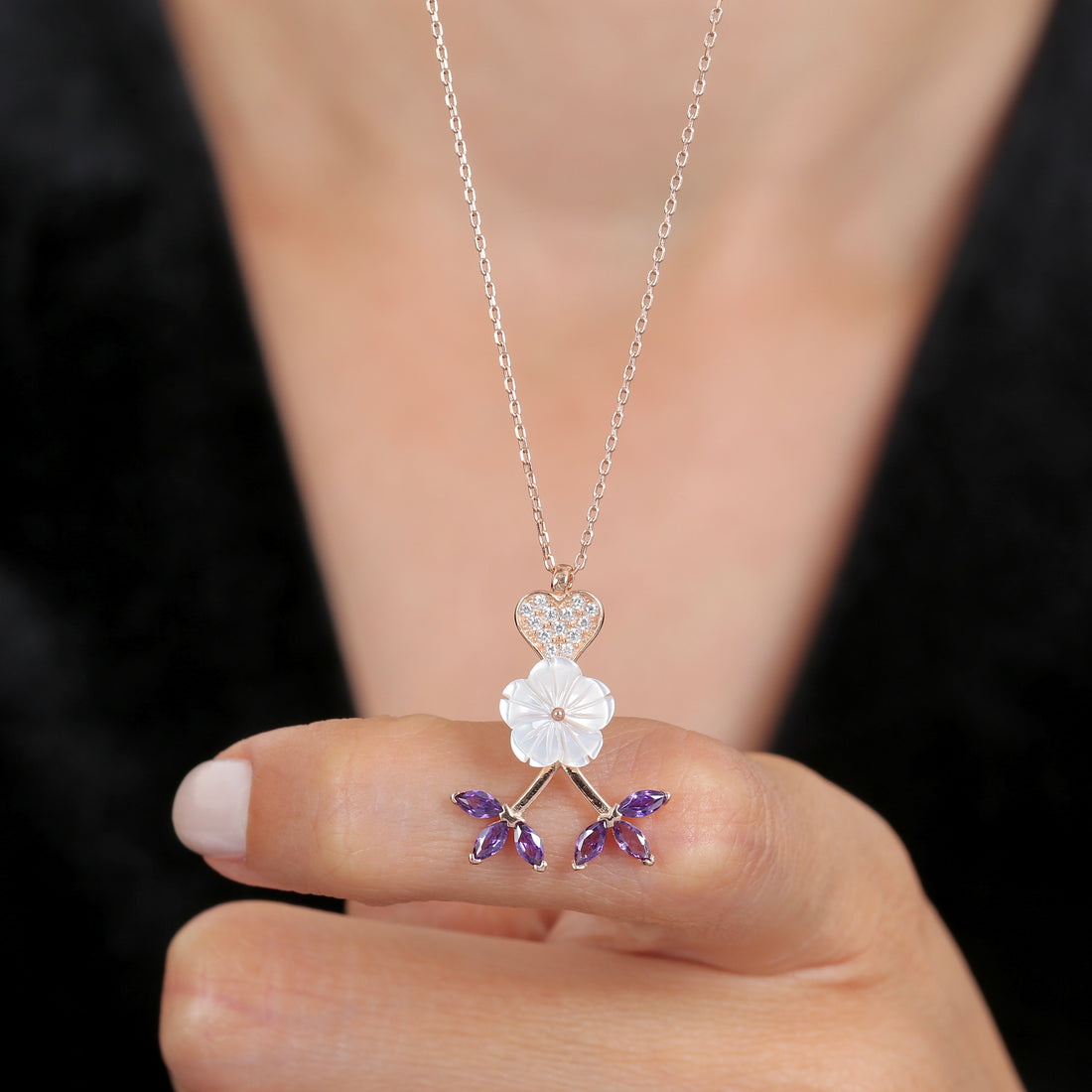 Violet Fleur Heart Necklace In Rose Gold