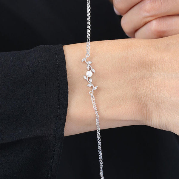 Pearl Spring Flowers Bracelet In Silver