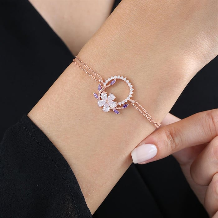 Crown Flowers Bracelet In Rose Gold