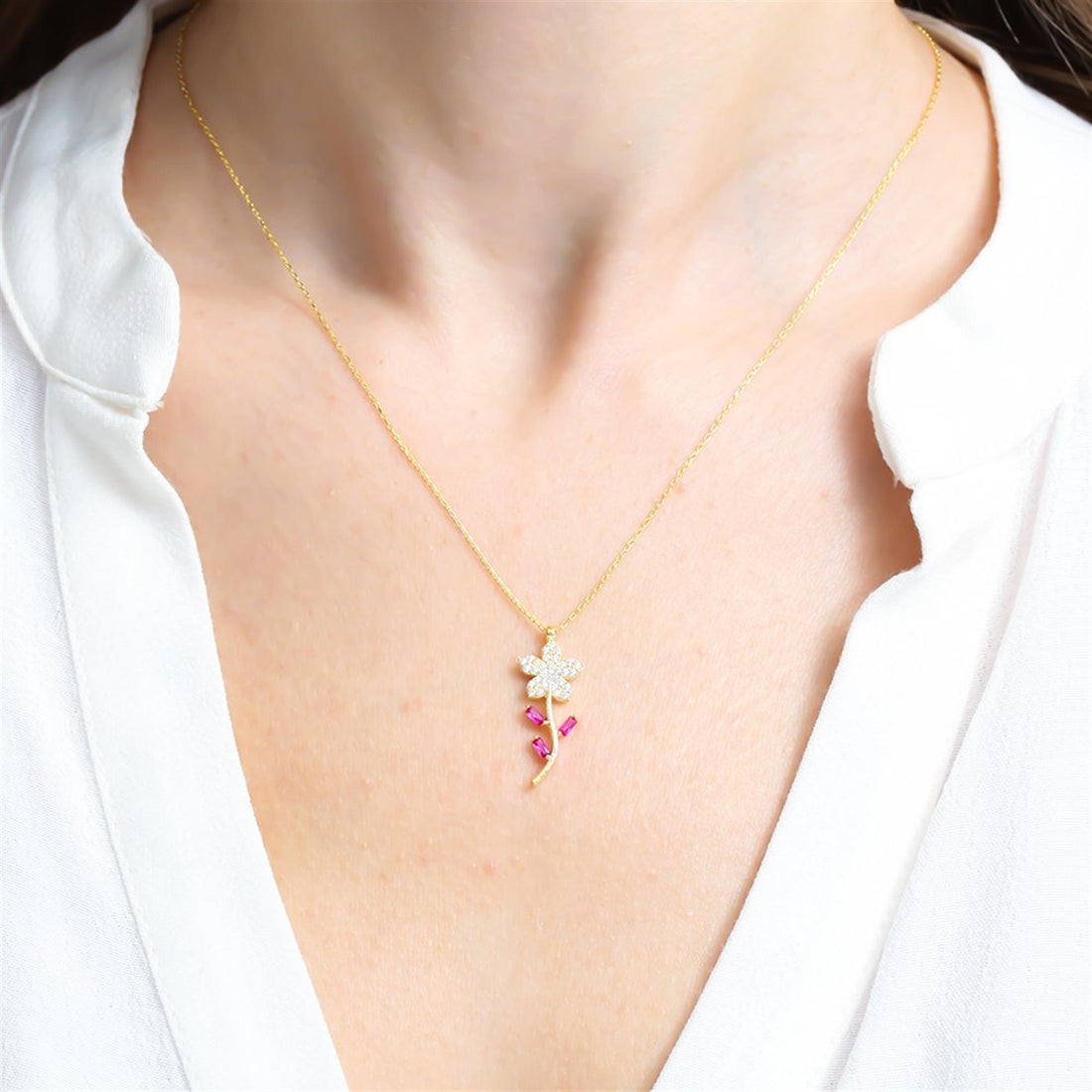 Sparkling Snowdrop Gold Blossom Necklace