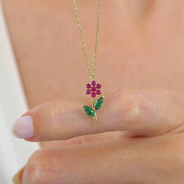Flower Innocence Fuchsia & Emerald Necklace In Rose Gold