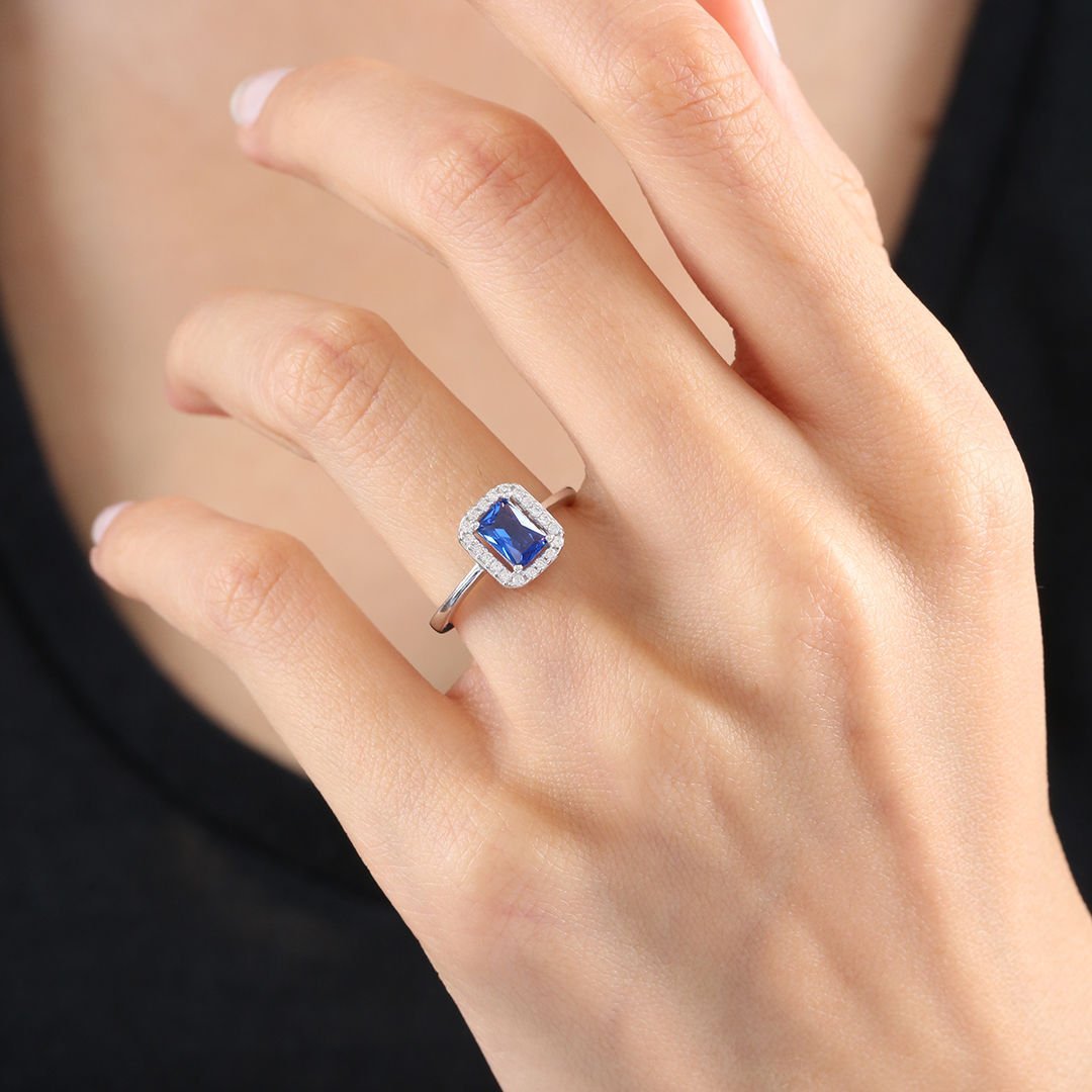 Sapphire Halo Elegance Silver Ring