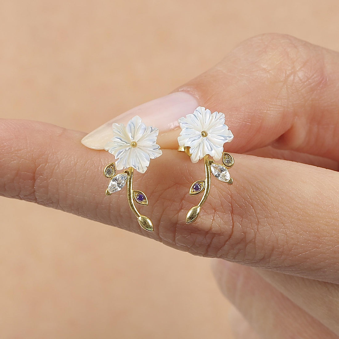 Magnolia Flower Vine Stud Earrings In Gold