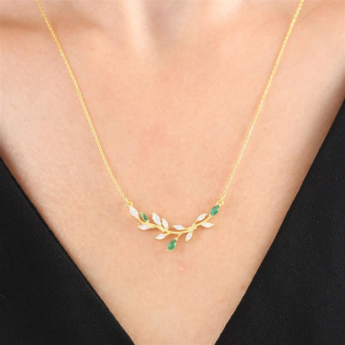 Emerald Love Path Necklace In Gold